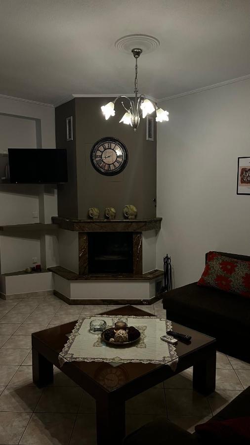 The Side Of Meteora Majestic Apartment 칼람파카 외부 사진